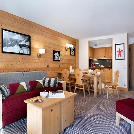 Hotel apartamentowy Pierre & Premium Les Du Forum 4*