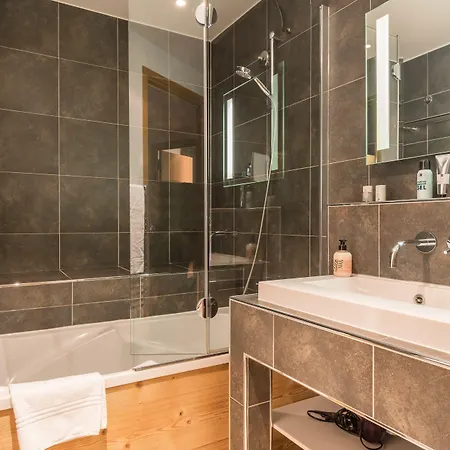 Hotel apartamentowy Pierre & Premium Les Du Forum Courchevel