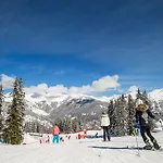 Pierre & Premium Les Du Forum Lägenhetshotell Courchevel